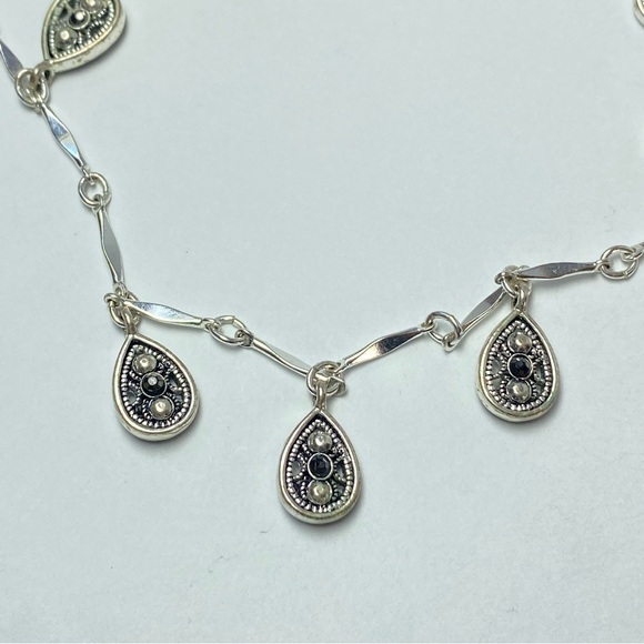 Crown Trifari Silver Tone Marcasite Tear Drop Filigree Station Chain Necklace - Picture 2 of 9